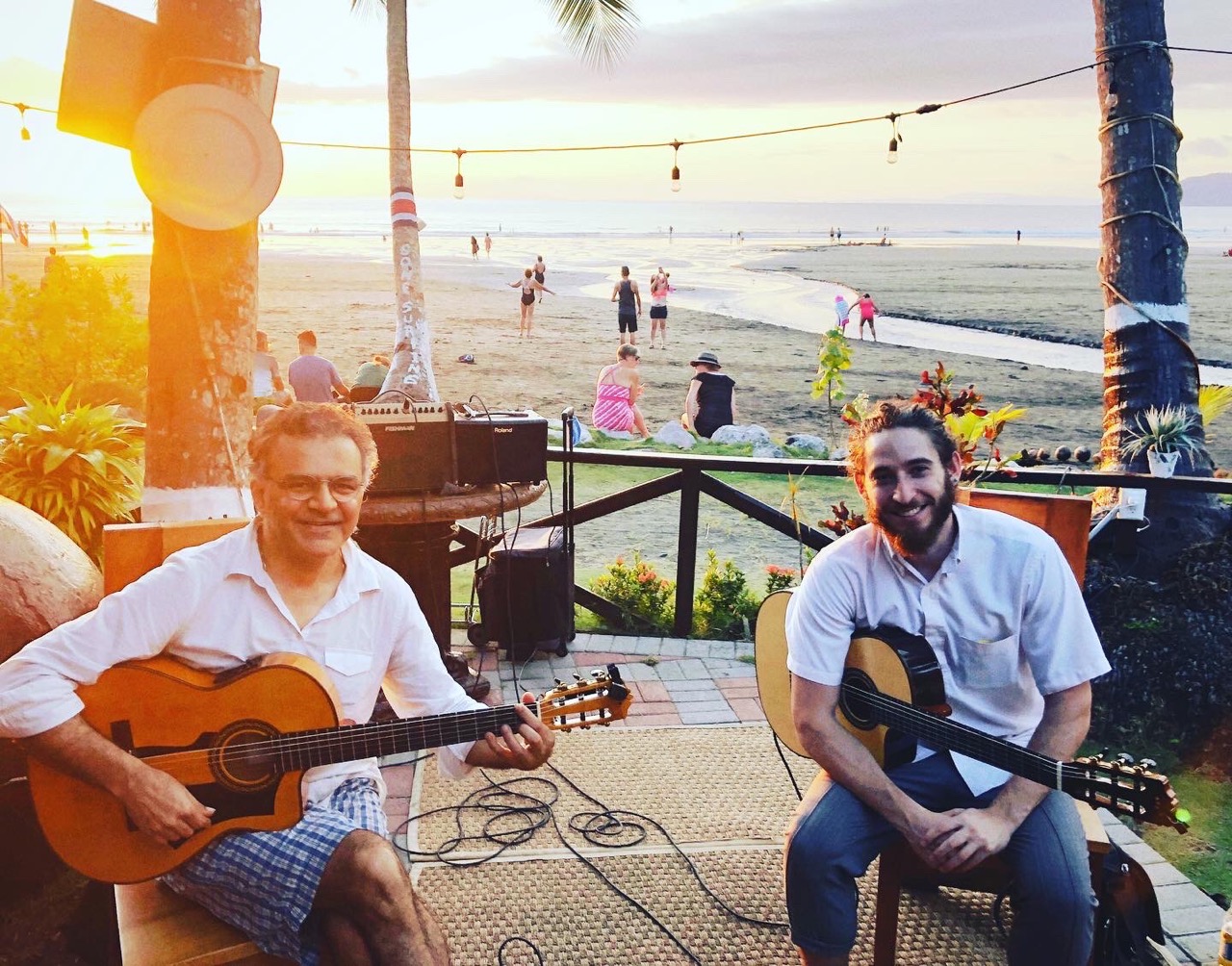 PNC Picnics on the Plaza Farshid Etniko Duo The Sheldon The Sheldon